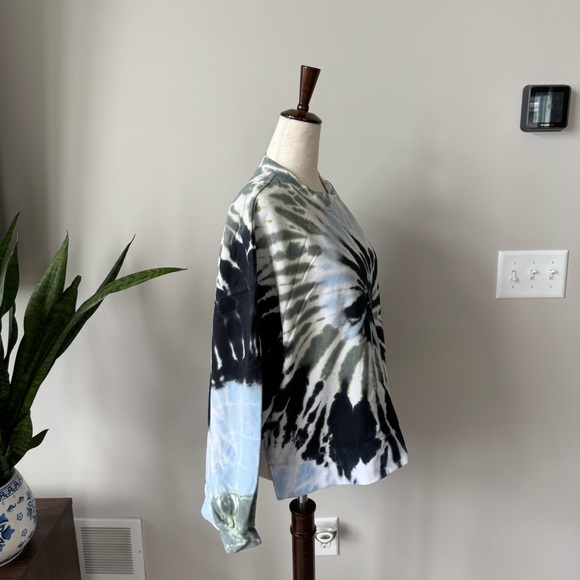 Electric & Rose Tie-Dye Long Sleeve Sweatshirt with High-Low and Split Sides - Picture 4 of 6